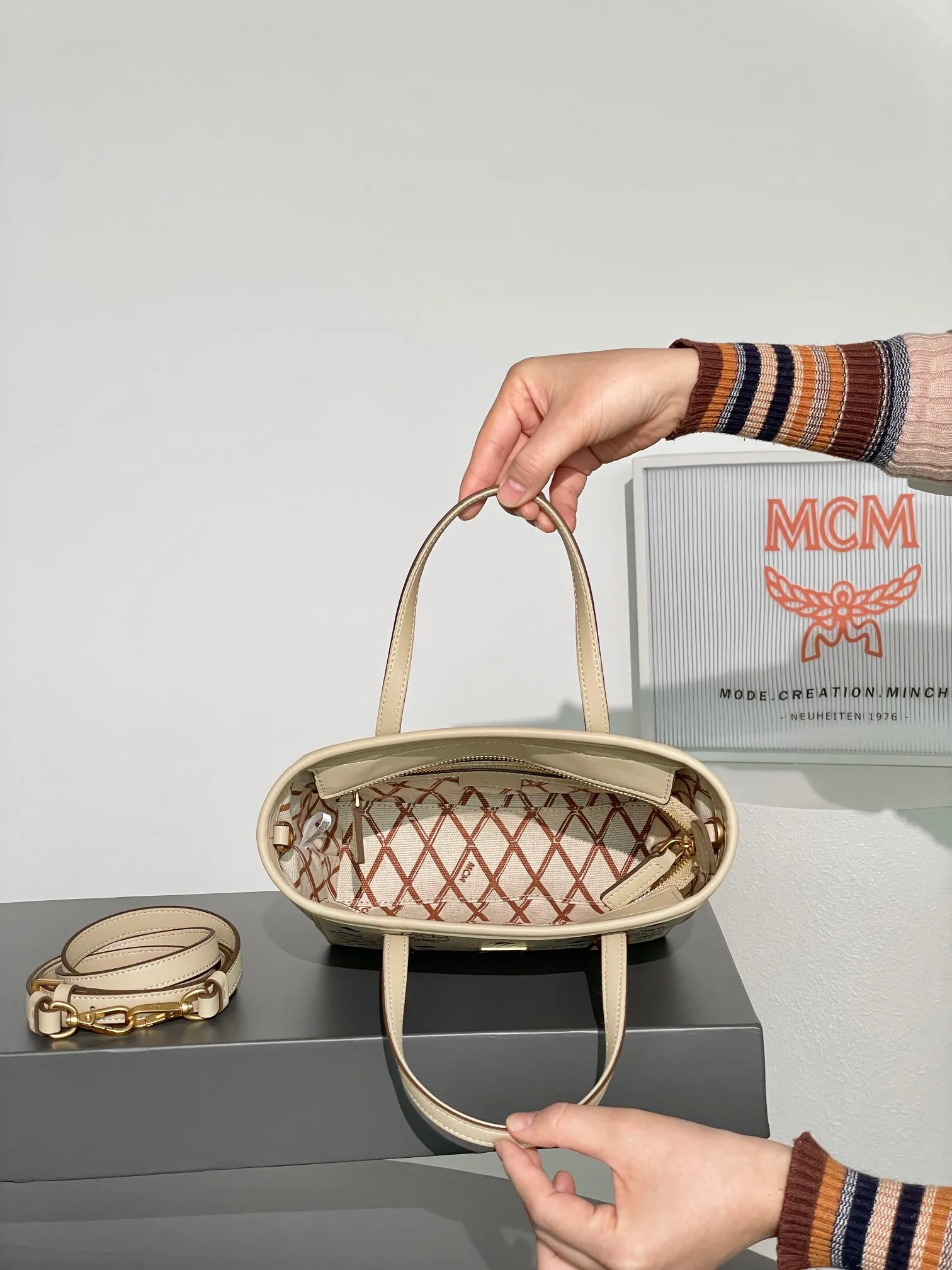All Categories MCM Women’s Bags and Wallets MCM 260