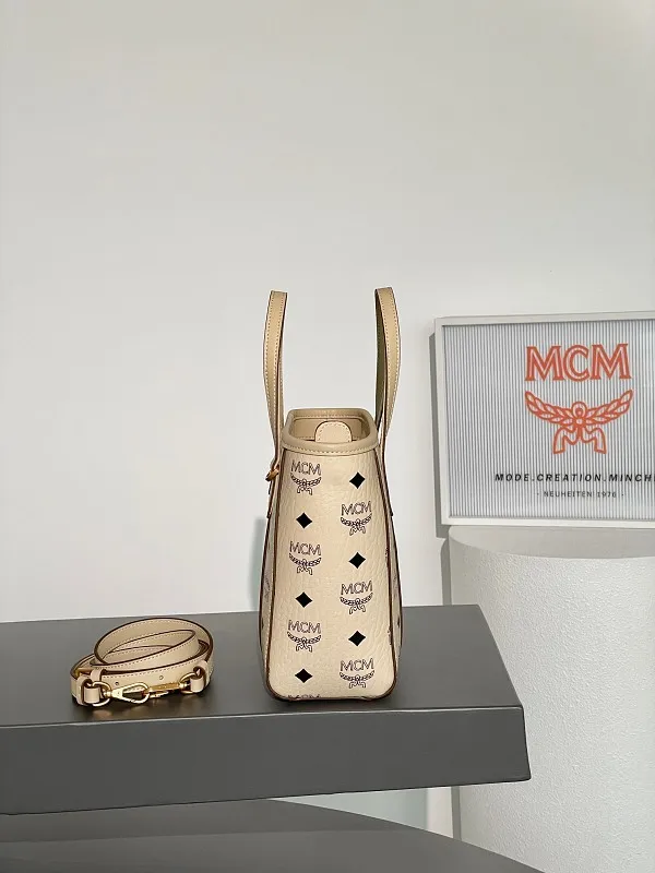 All Categories MCM Women’s Bags and Wallets MCM 260