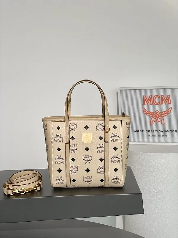 All Categories MCM Women’s Bags and Wallets MCM 260