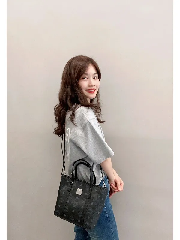 All Categories MCM Women’s Bags and Wallets MCM 260