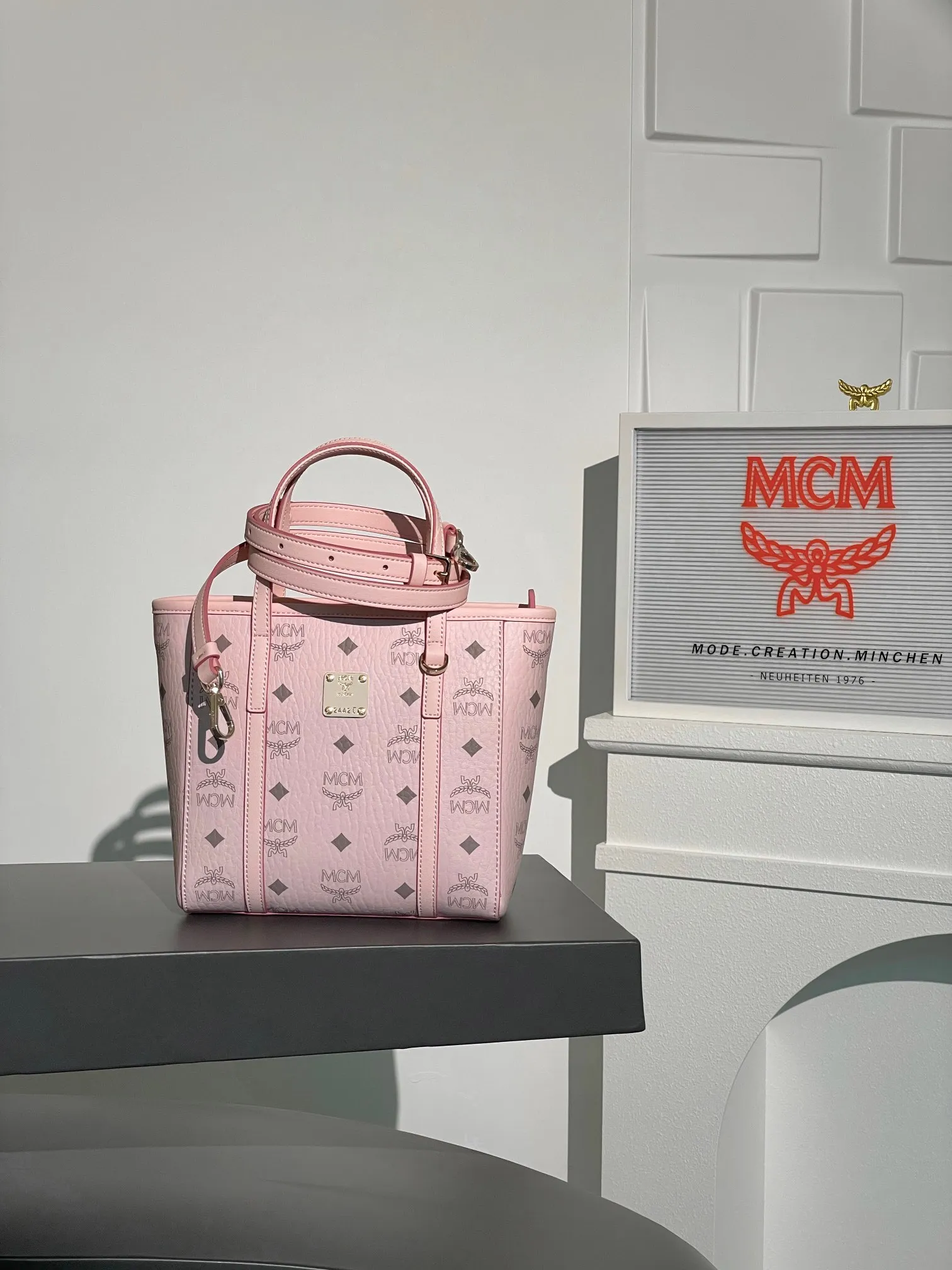 All Categories MCM Women’s Bags and Wallets MCM 260