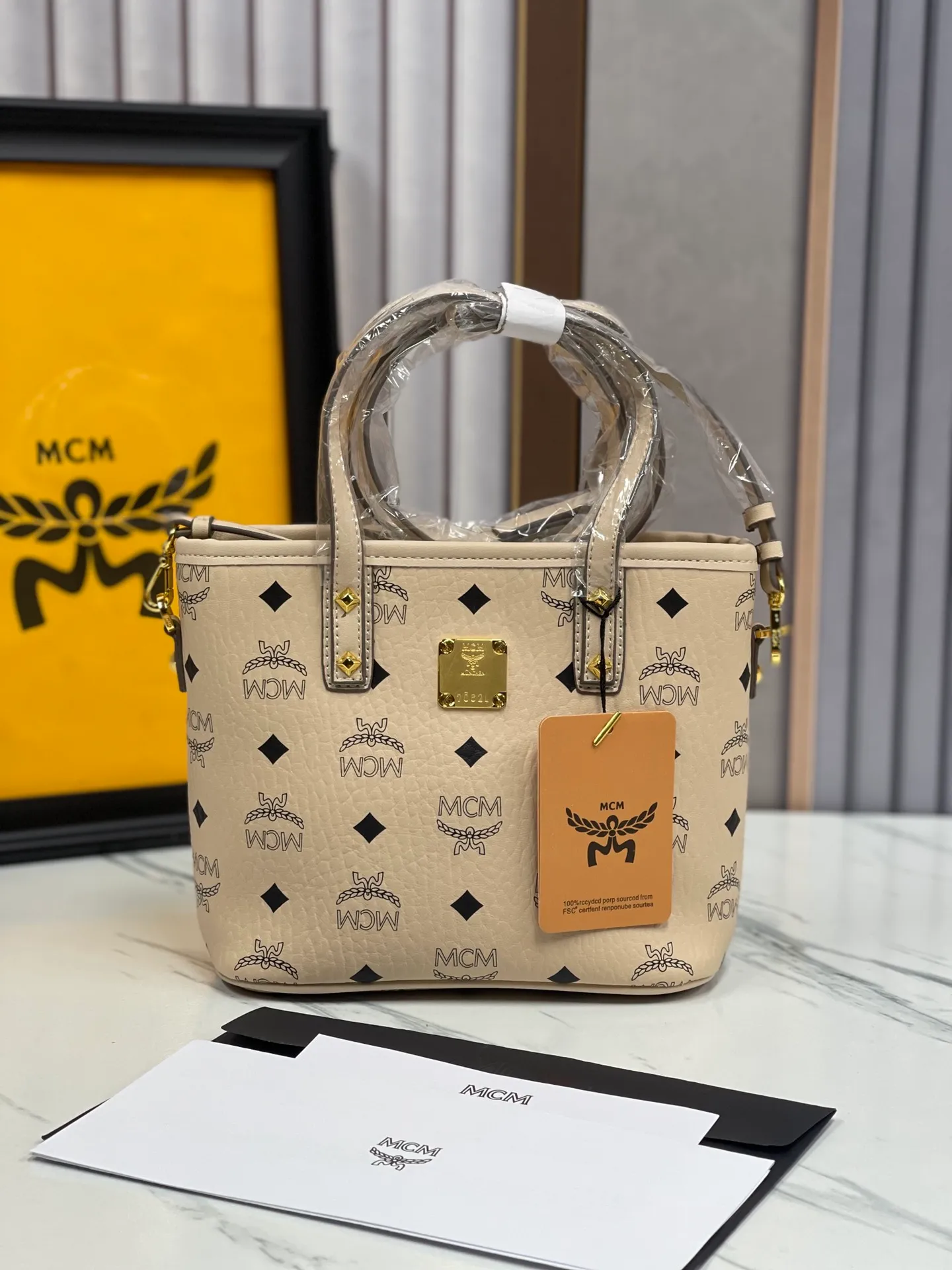 Batch 340💰MCM new upgraded version·High quality·Eco-friendly with counter ♻️Gift box packaging🎁Box of classic vegetable basket mini shopping bag, model: 03. Size 21X18X10 ✈✈🛍🐞🐞✨ M C M ✨⚡⚡Original ykk slider zipper/counter original customization🌼