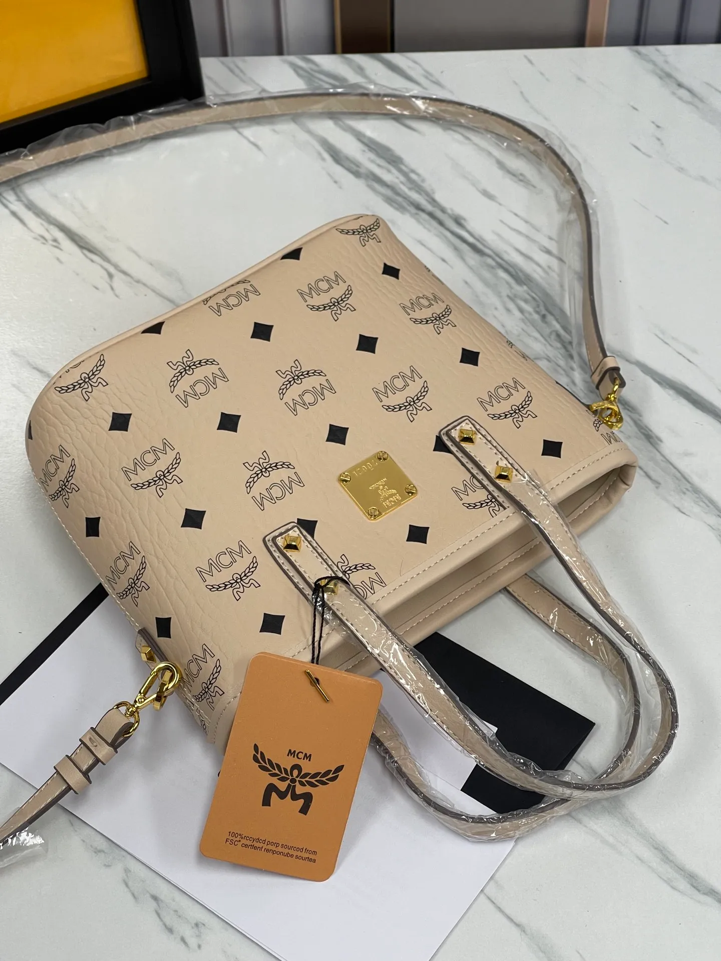 Batch 340💰MCM new upgraded version·High quality·Eco-friendly with counter ♻️Gift box packaging🎁Box of classic vegetable basket mini shopping bag, model: 03. Size 21X18X10 ✈✈🛍🐞🐞✨ M C M ✨⚡⚡Original ykk slider zipper/counter original customization🌼