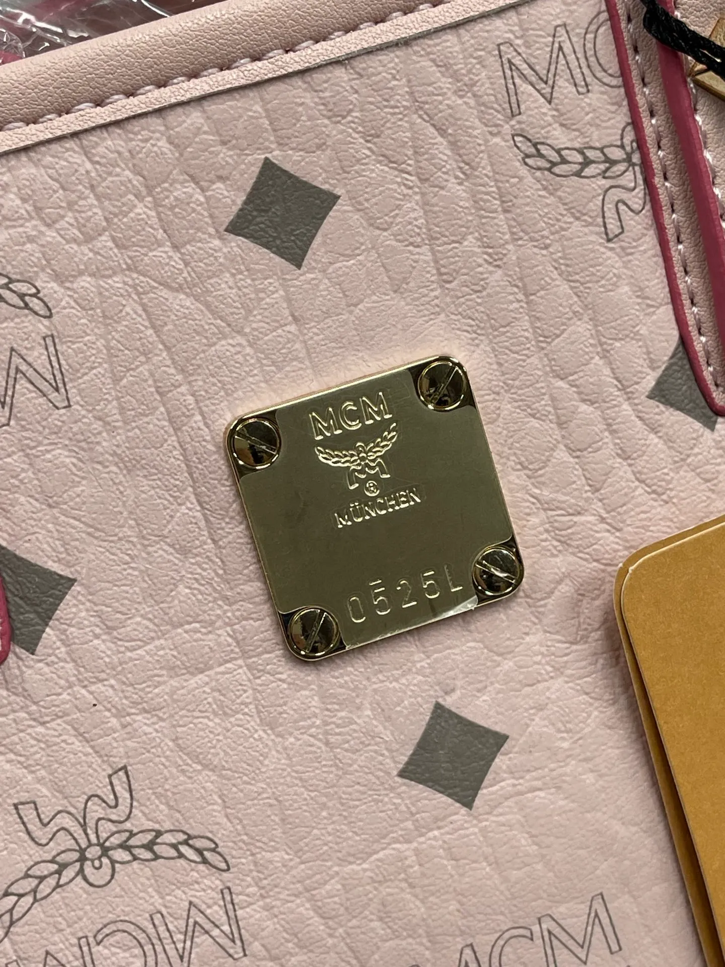 Batch 340💰MCM new upgraded version·High quality·Eco-friendly with counter ♻️Gift box packaging🎁Box of classic vegetable basket mini shopping bag, model: 03. Size 21X18X10 ✈✈🛍🐞🐞✨ M C M ✨⚡⚡Original ykk slider zipper/counter original customization🌼