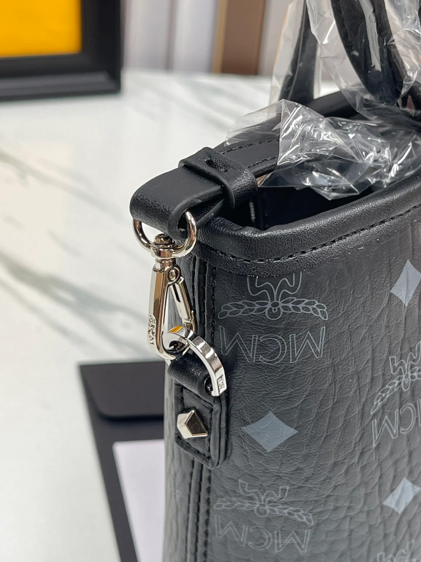 Batch 340💰MCM new upgraded version·High quality·Eco-friendly with counter ♻️Gift box packaging🎁Box of classic vegetable basket mini shopping bag, model: 03. Size 21X18X10 ✈✈🛍🐞🐞✨ M C M ✨⚡⚡Original ykk slider zipper/counter original customization🌼