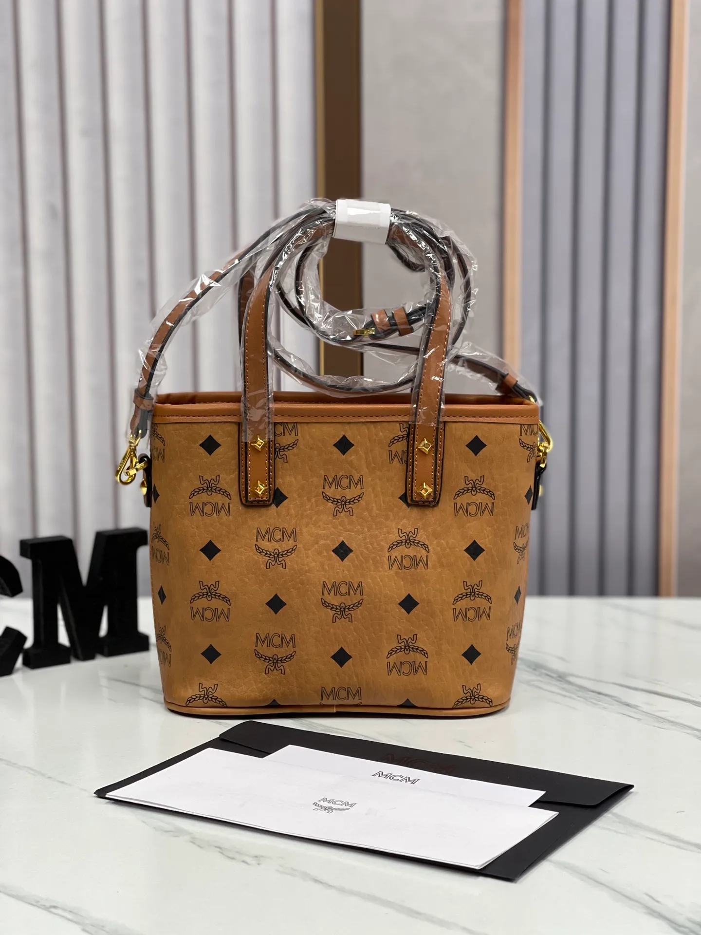 Batch 340💰MCM new upgraded version·High quality·Eco-friendly with counter ♻️Gift box packaging🎁Box of classic vegetable basket mini shopping bag, model: 03. Size 21X18X10 ✈✈🛍🐞🐞✨ M C M ✨⚡⚡Original ykk slider zipper/counter original customization🌼