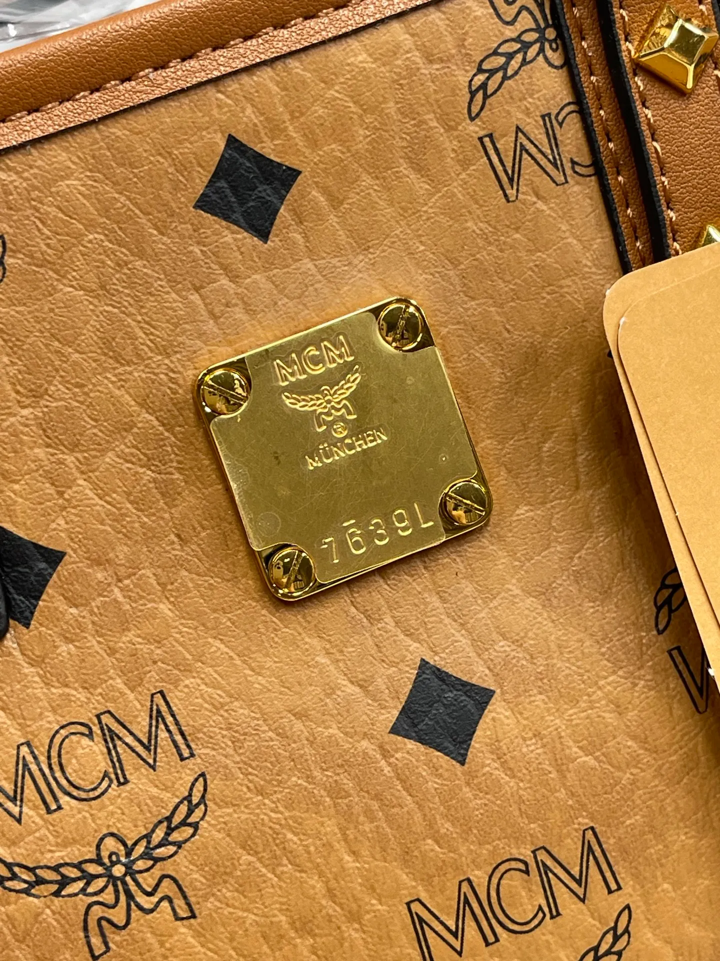 Batch 340💰MCM new upgraded version·High quality·Eco-friendly with counter ♻️Gift box packaging🎁Box of classic vegetable basket mini shopping bag, model: 03. Size 21X18X10 ✈✈🛍🐞🐞✨ M C M ✨⚡⚡Original ykk slider zipper/counter original customization🌼