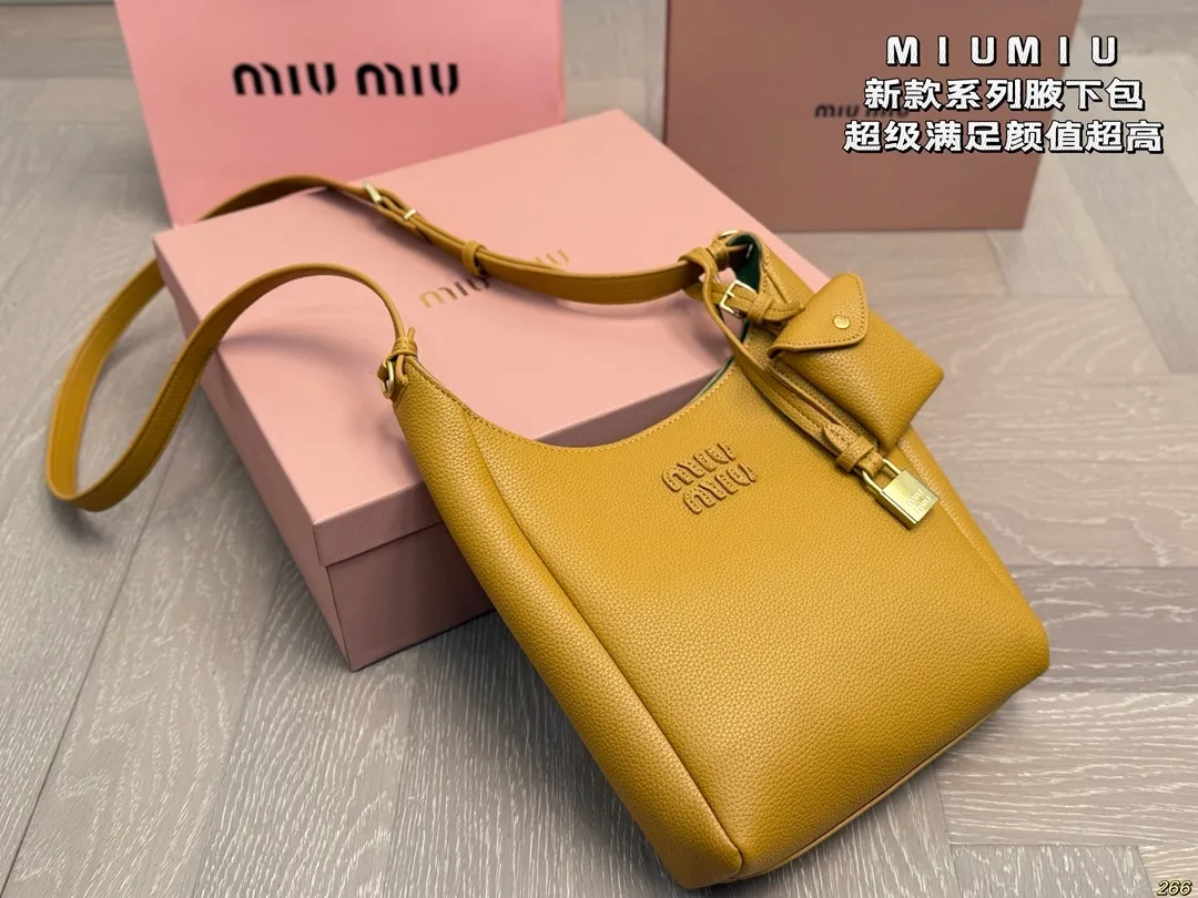 All categories Official website "Brand Women's Bags" Women's Bags 💙 miumiu 2025 new miumiu handbags