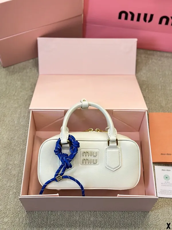 All Categories Official Website "Brand Women's Bags" Women's Bags 💙 miumiu 2024 official website new MIUMIU crossbody bag
