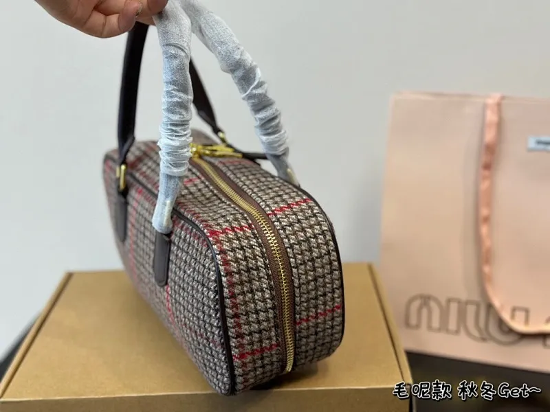 All Categories Official Website "Brand Women's Bags" Women's Bags 💙 miumiu 2024 official website new MIUMIU handbags