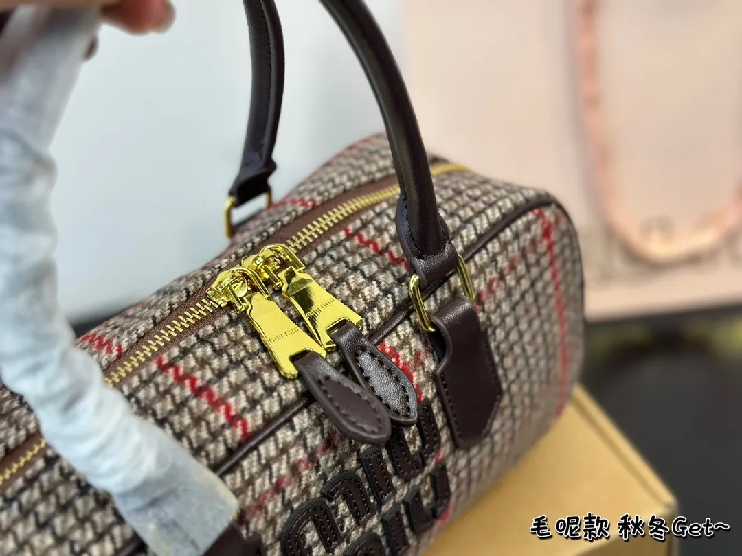 All Categories Official Website "Brand Women's Bags" Women's Bags 💙 miumiu 2024 official website new MIUMIU handbags