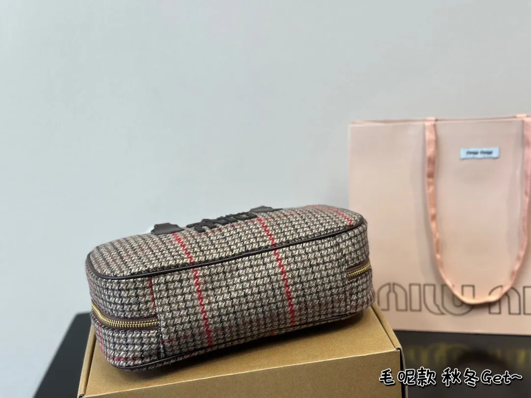 All Categories Official Website "Brand Women's Bags" Women's Bags 💙 miumiu 2024 official website new MIUMIU handbags