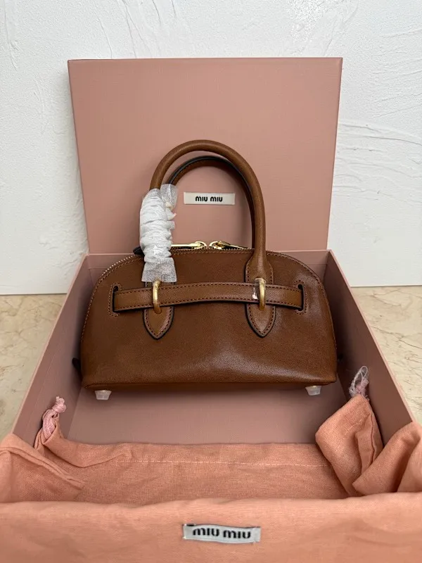 All Categories Official Website "Brand Women's Bags" Women's Bags 💙 miumiu 2026 Official Website MIUMIU Crossbody Bag