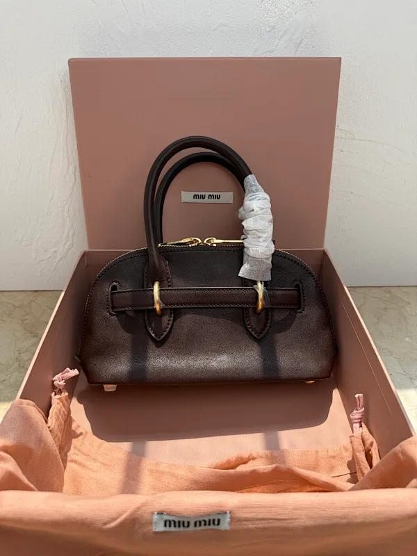 All Categories Official Website "Brand Women's Bags" Women's Bags 💙 miumiu 2026 Official Website MIUMIU Crossbody Bag