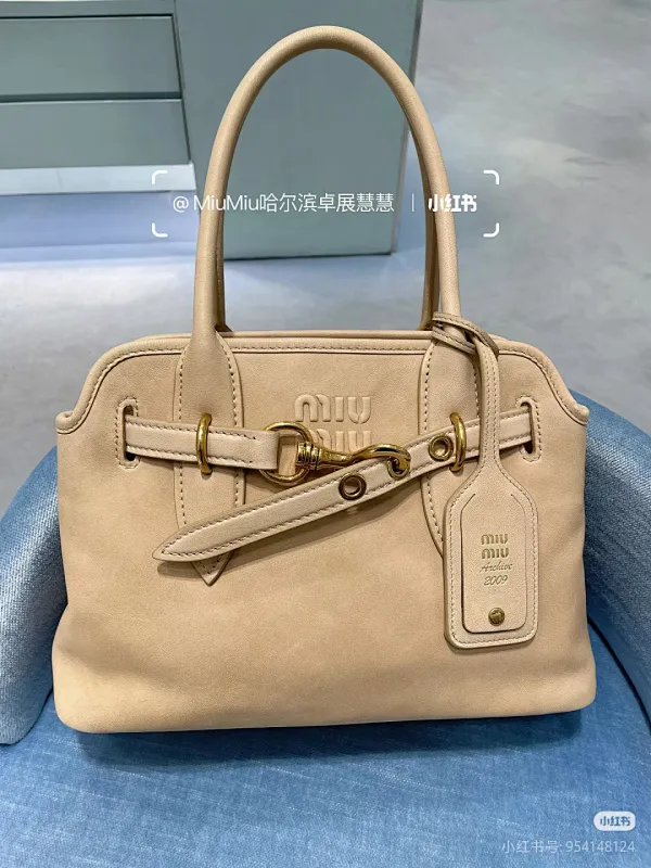All categories Official website "Brand Women's Bags" Women's Bags 💙 miumiu 2026 new MIUMIU handbags