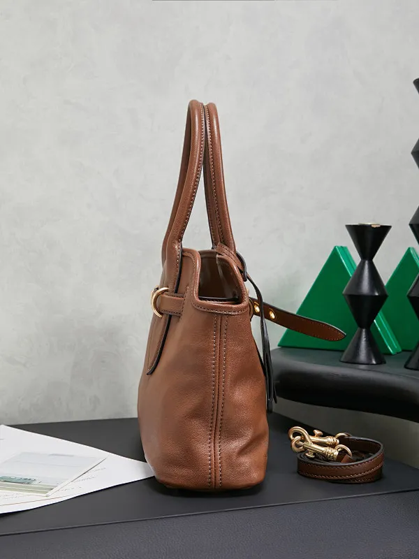 All categories Official website "Brand Women's Bags" Women's Bags 💙 miumiu 2026 new MIUMIU handbags