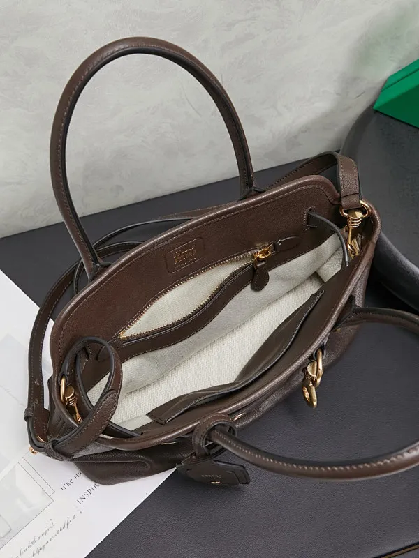 All categories Official website "Brand Women's Bags" Women's Bags 💙 miumiu 2026 new MIUMIU handbags