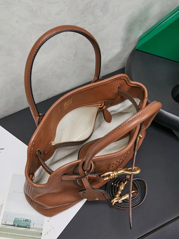 All categories Official website "Brand Women's Bags" Women's Bags 💙 miumiu 2026 new MIUMIU handbags