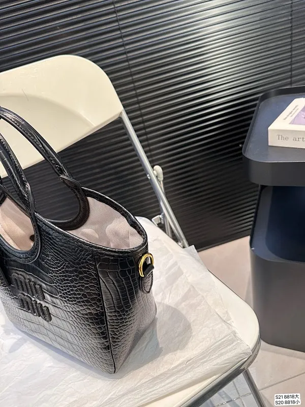 All categories Official website "Brand Women's Bags" Women's Bags 💙 miumiu 2024 new MIUMIU handbags