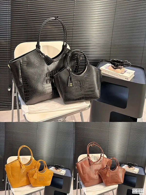 All categories Official website "Brand Women's Bags" Women's Bags 💙 miumiu 2024 new MIUMIU handbags