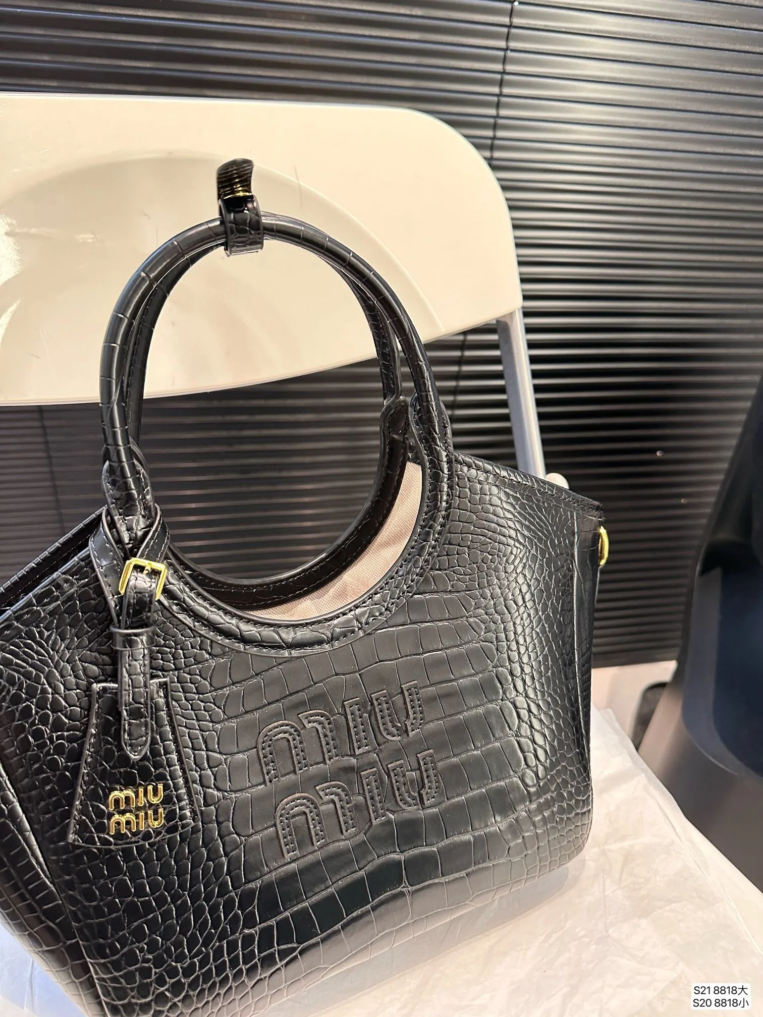 All categories Official website "Brand Women's Bags" Women's Bags 💙 miumiu 2024 new MIUMIU handbags