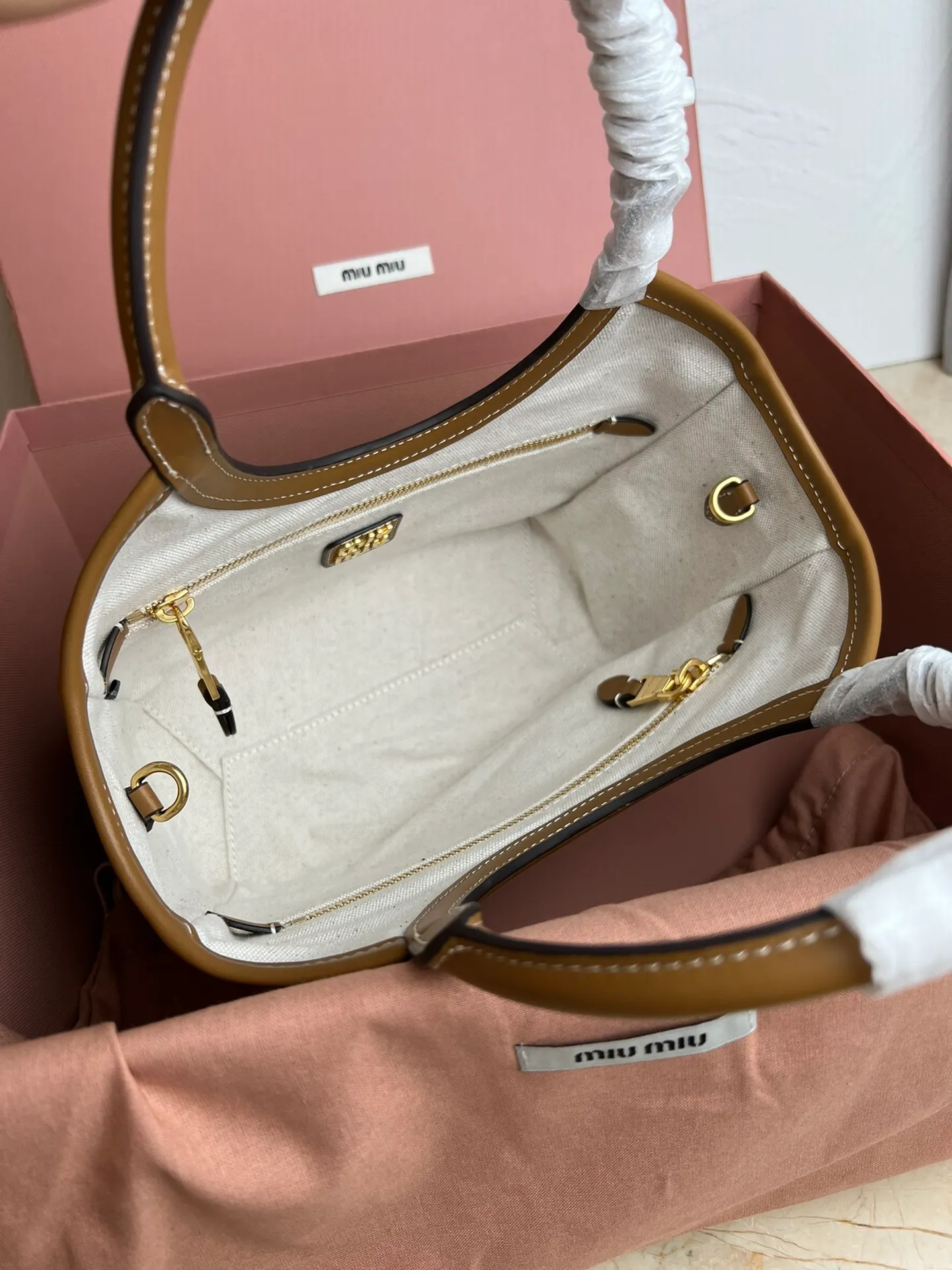 All Categories Official Website "Brand Women's Bags" Women's Bags 💙 miumiu 2026 Official Website MIUMIU Crossbody Bag