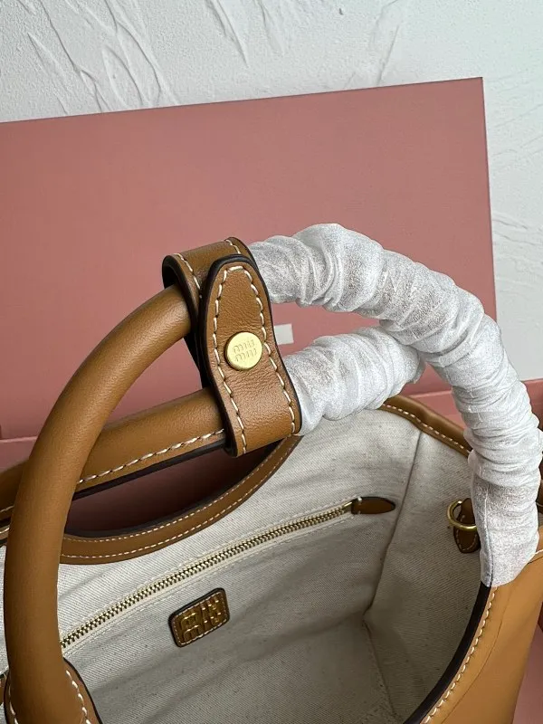 All Categories Official Website "Brand Women's Bags" Women's Bags 💙 miumiu 2026 Official Website MIUMIU Crossbody Bag