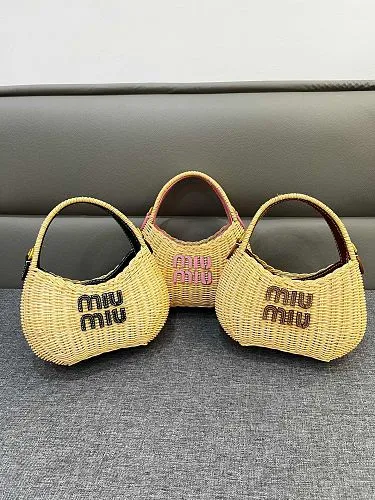 All Categories Official Website "Brand Women's Bags" Women's Bags 💙 miumiu 2026 Official Website miumiu Bamboo Handheld Crossbody Bag