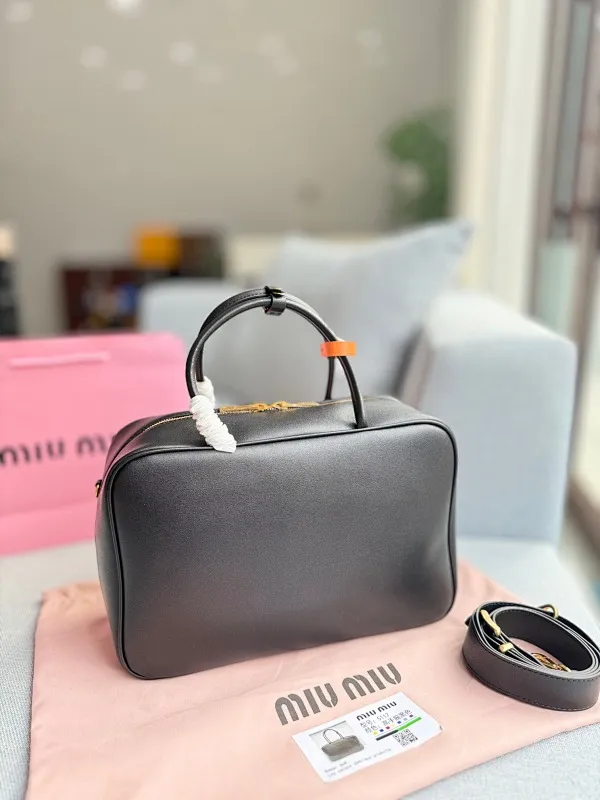 All categories Official website "Brand Women's Bags" Women's Bags 💙 miumiu 2024 new MIUMIU handbags