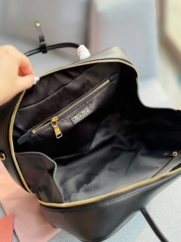 All categories Official website "Brand Women's Bags" Women's Bags 💙 miumiu 2024 new MIUMIU handbags