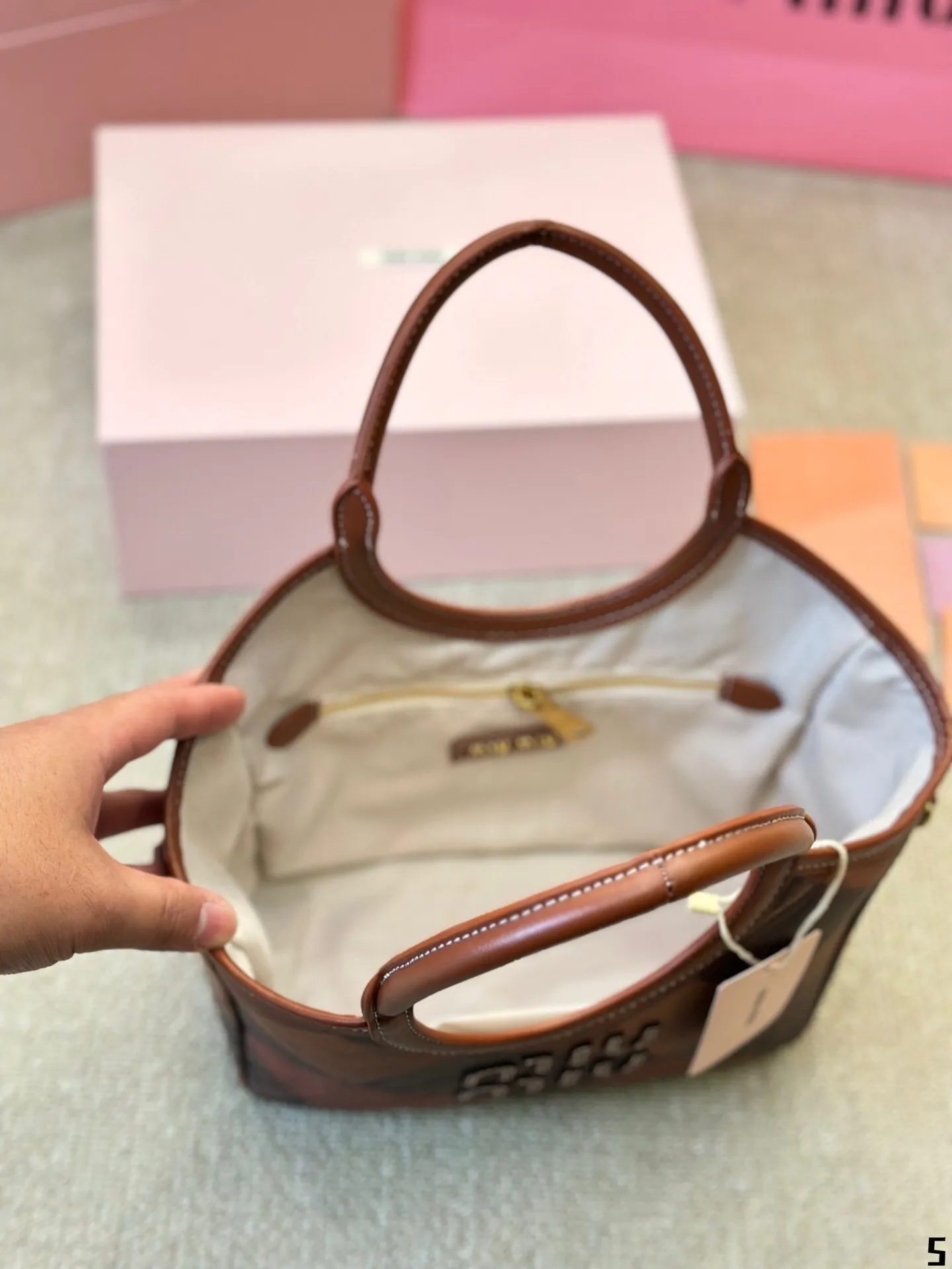 All Categories Official Website "Brand Women's Bags" Women's Bags 💙 miumiu 2024 official website new MIUMIU crossbody bag