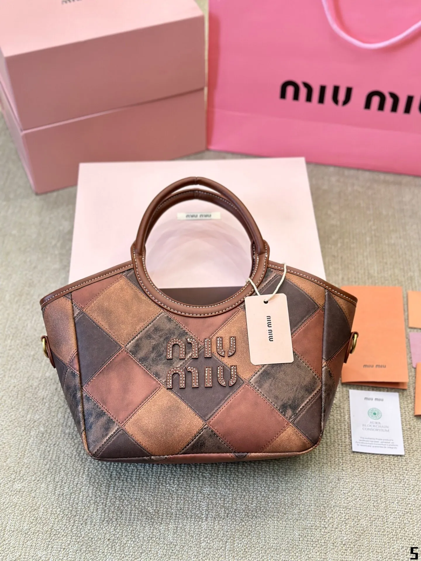 All Categories Official Website "Brand Women's Bags" Women's Bags 💙 miumiu 2024 official website new MIUMIU crossbody bag