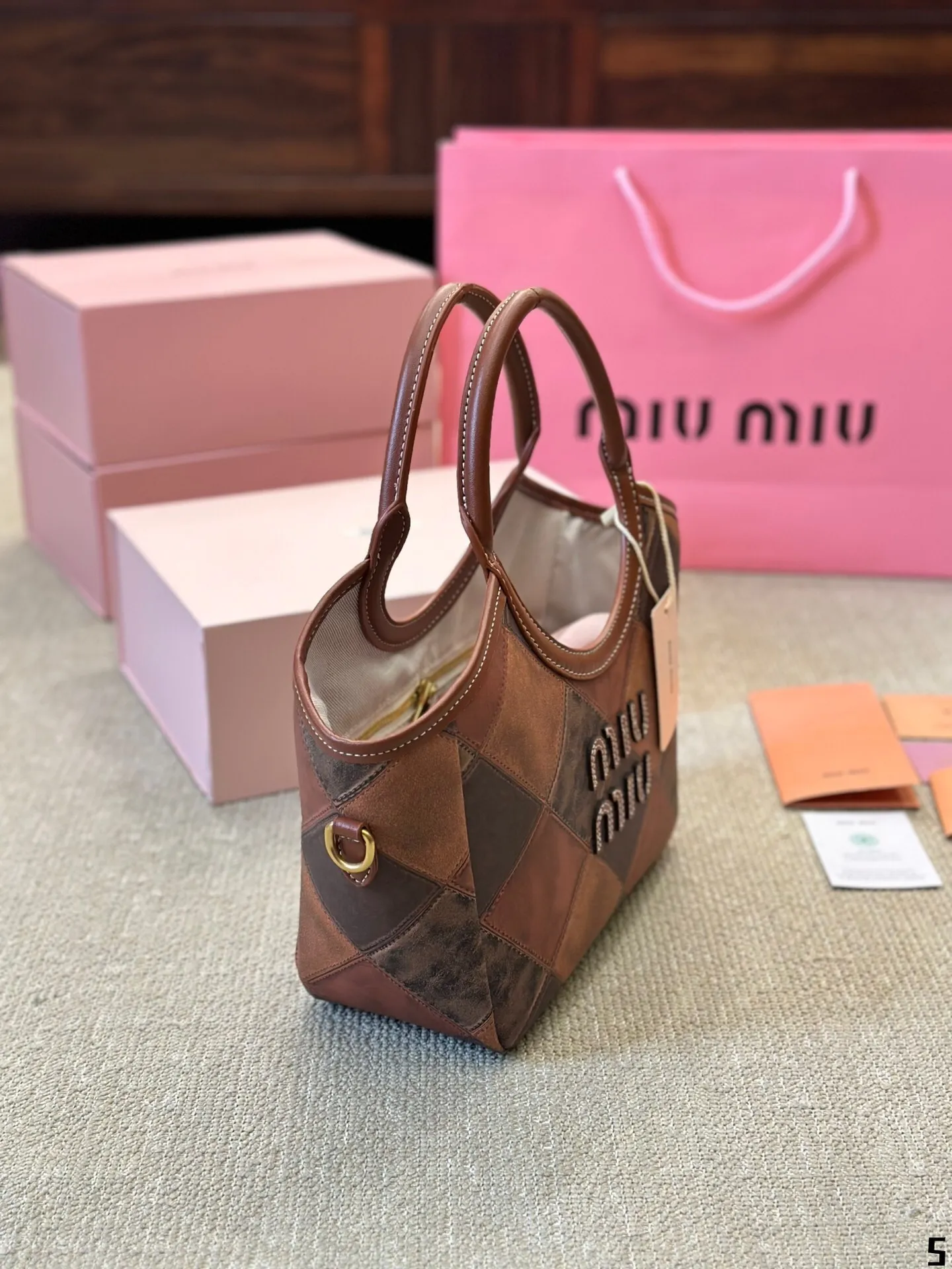 All Categories Official Website "Brand Women's Bags" Women's Bags 💙 miumiu 2024 official website new MIUMIU crossbody bag