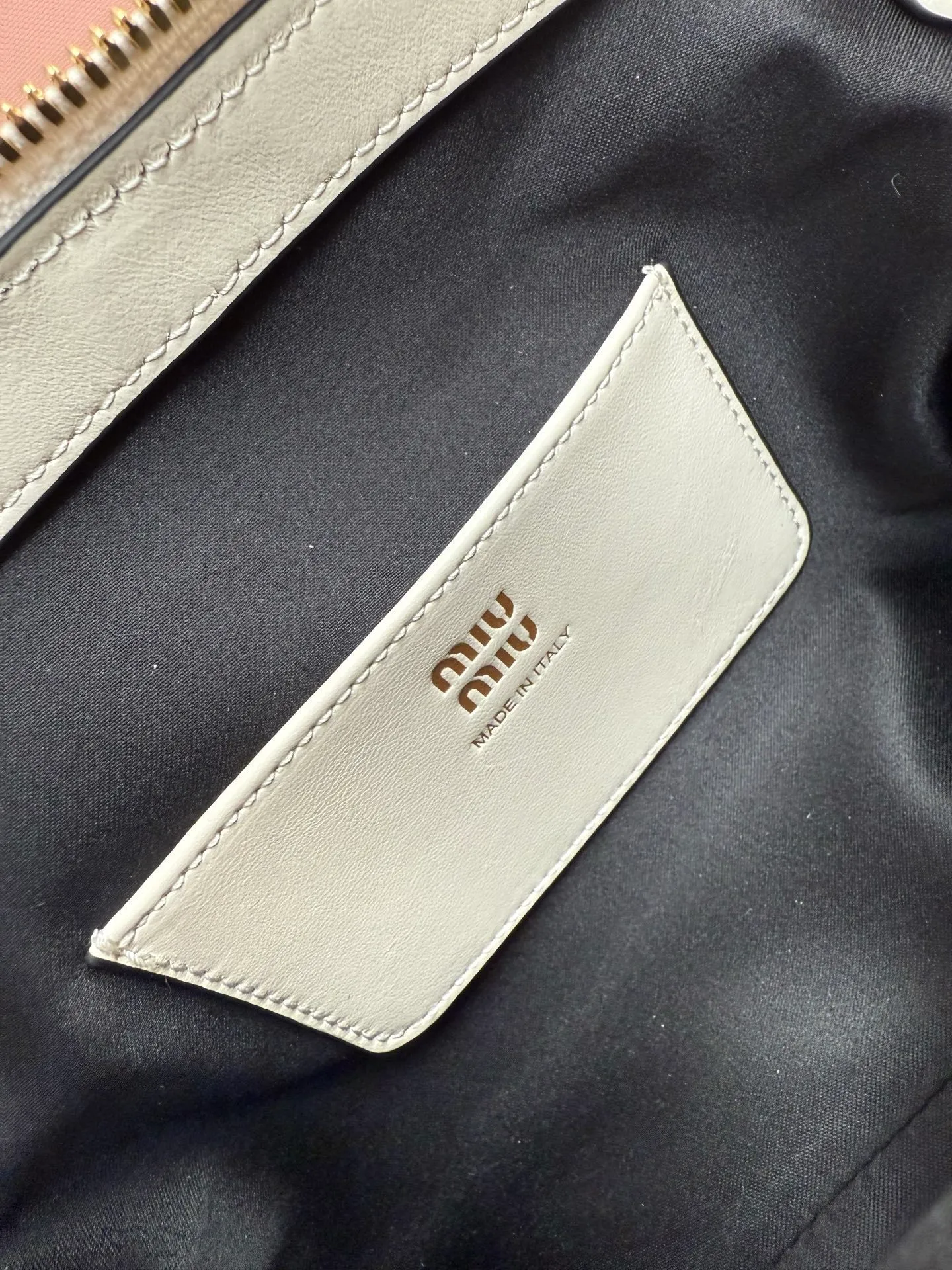 All Categories Official Website "Brand Women's Bags" Women's Bags 💙 miumiu 2026 Official Website MIUMIU Crossbody Bag