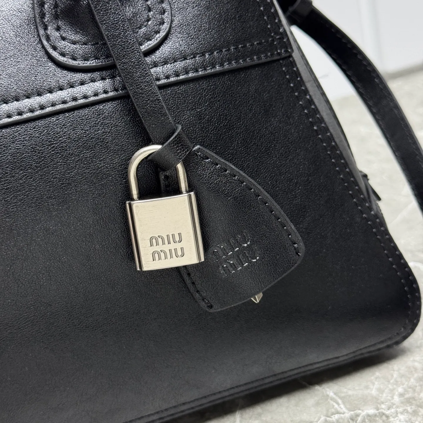 All Categories Official Website "Brand Women's Bags" Women's Bags 💙 miumiu 2026 Official Website miumiuVivant Bowling Bag