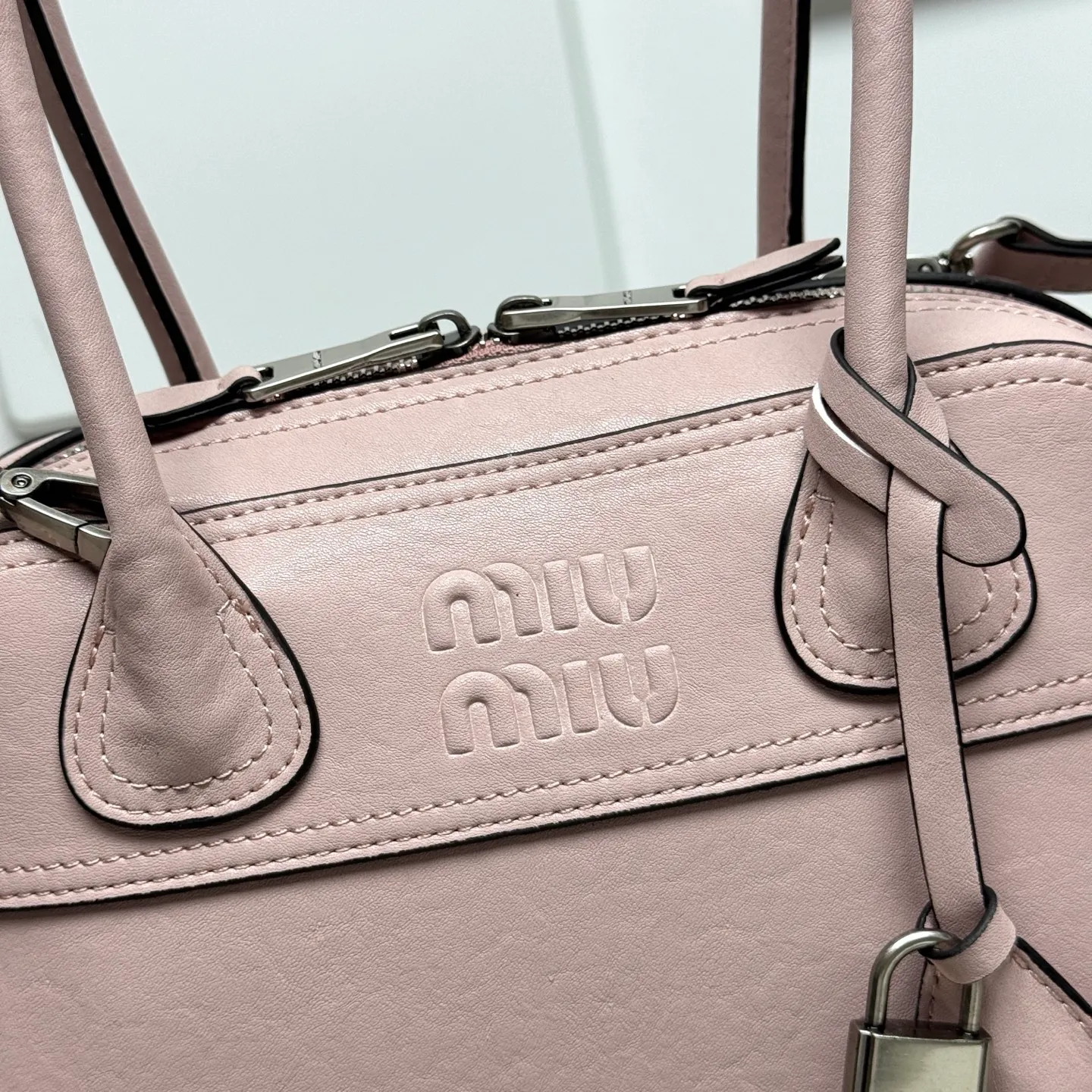 All Categories Official Website "Brand Women's Bags" Women's Bags 💙 miumiu 2026 Official Website miumiuVivant Bowling Bag