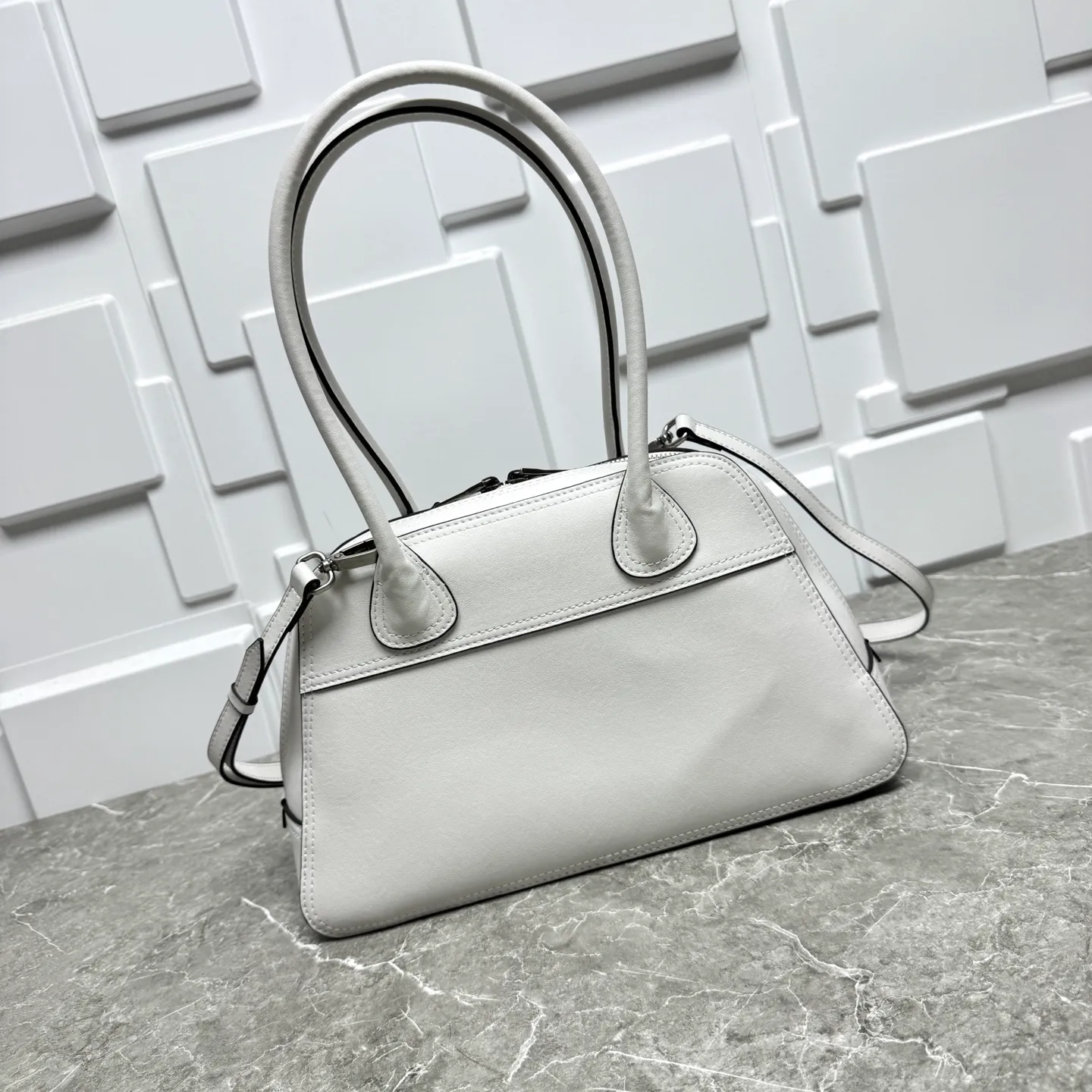 All Categories Official Website "Brand Women's Bags" Women's Bags 💙 miumiu 2026 Official Website miumiuVivant Bowling Bag