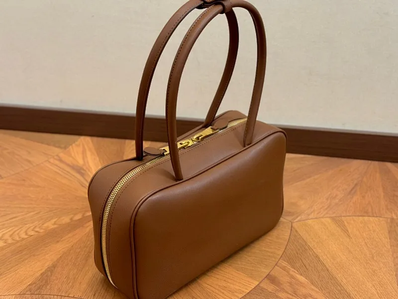 All Categories Official Website "Brand Women's Bags" Women's Bags 💙 miumiu 2024 official website new MIUMIU handbags