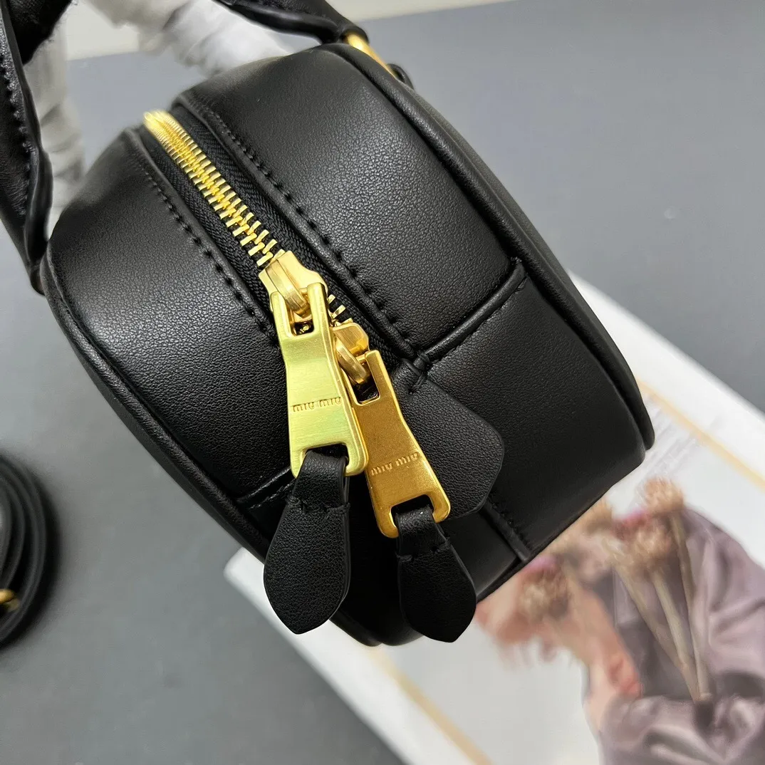 All Categories Official Website "Brand Women's Bags" Women's Bags 💙 miumiu 2025 new MIUMIU bowling bag