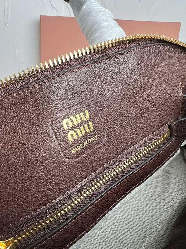 All Categories Official Website "Brand Women's Bags" Women's Bags 💙 miumiu 2026 Official Website MIUMIU Crossbody Bag