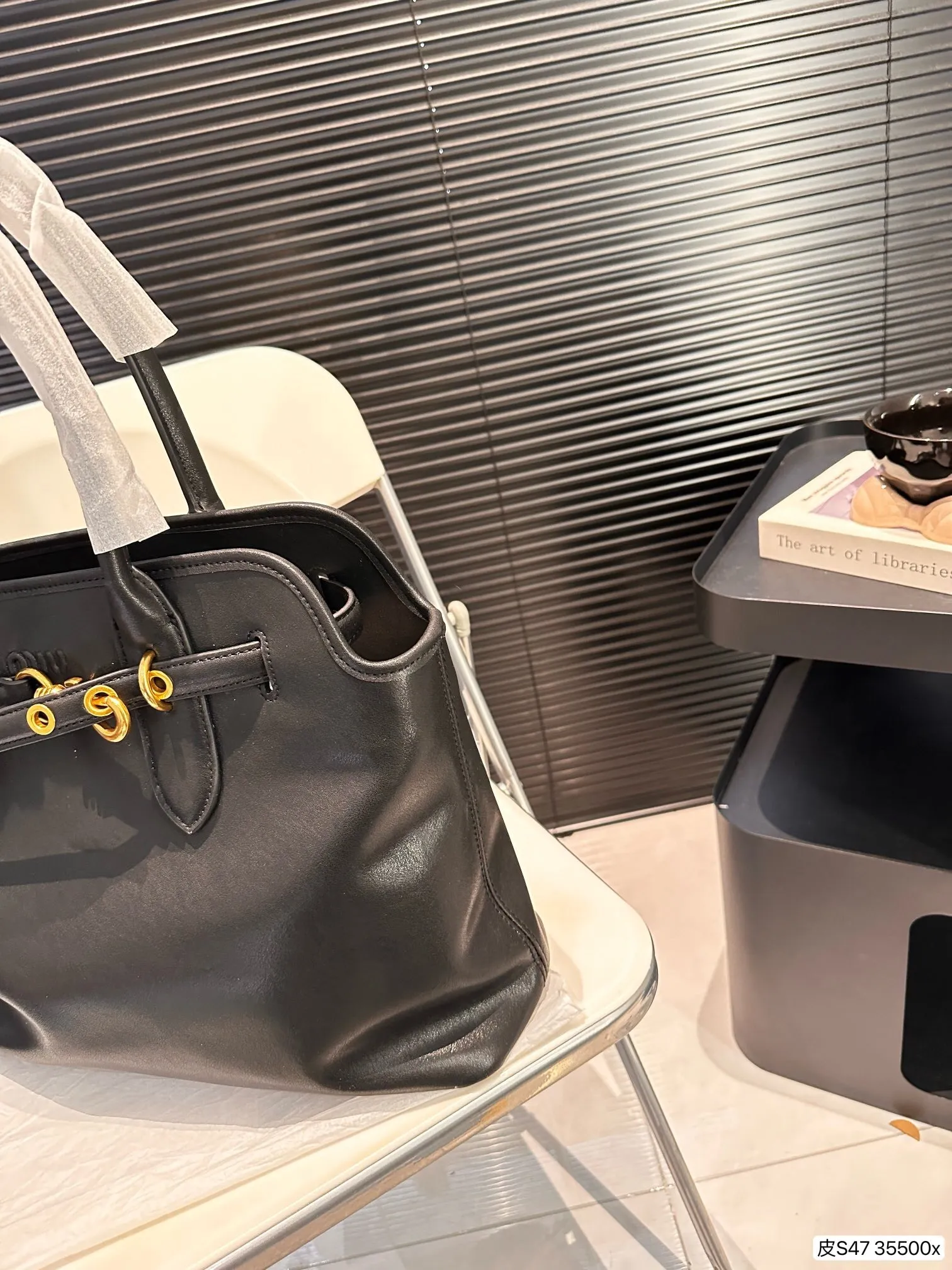 All categories Official website "Brand Women's Bags" Women's Bags 💙 miumiu 2024 new MIUMIU handbags