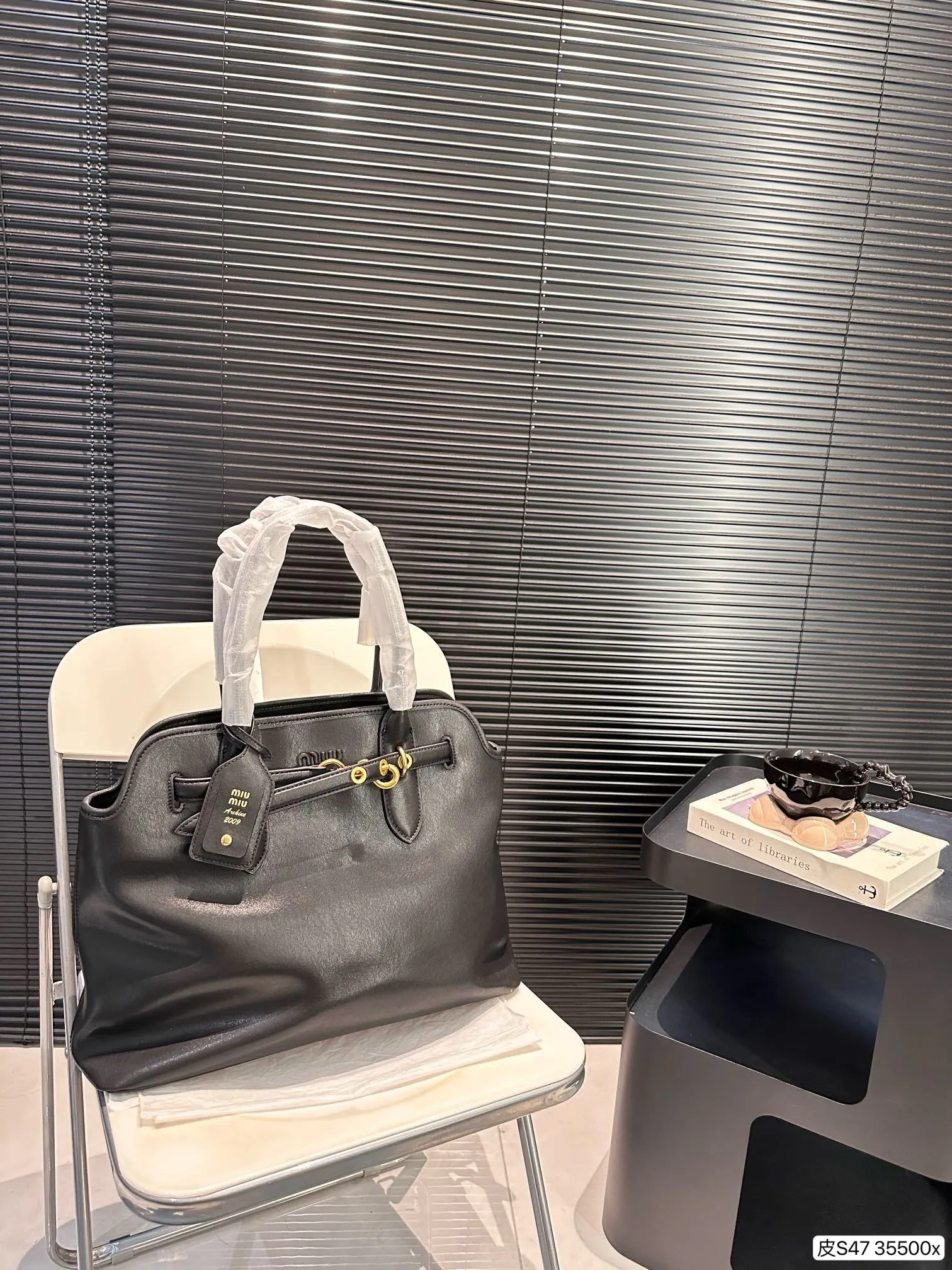 All categories Official website "Brand Women's Bags" Women's Bags 💙 miumiu 2024 new MIUMIU handbags
