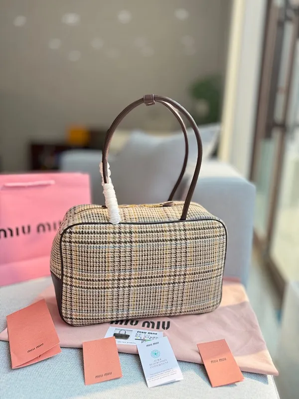 All categories Official website "Brand Women's Bags" Women's Bags 💙 miumiu 2024 new MIUMIU handbags