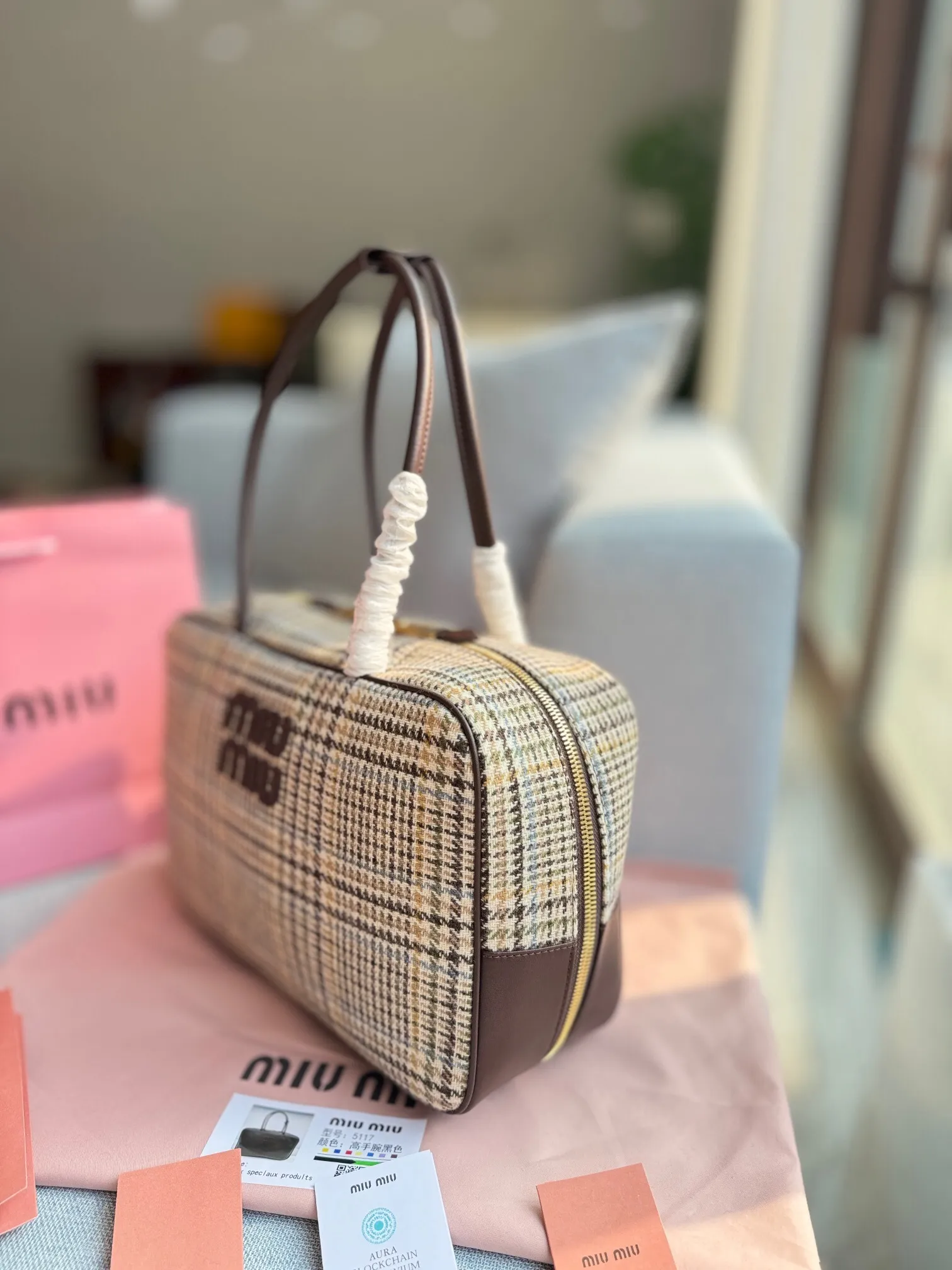 All categories Official website "Brand Women's Bags" Women's Bags 💙 miumiu 2024 new MIUMIU handbags