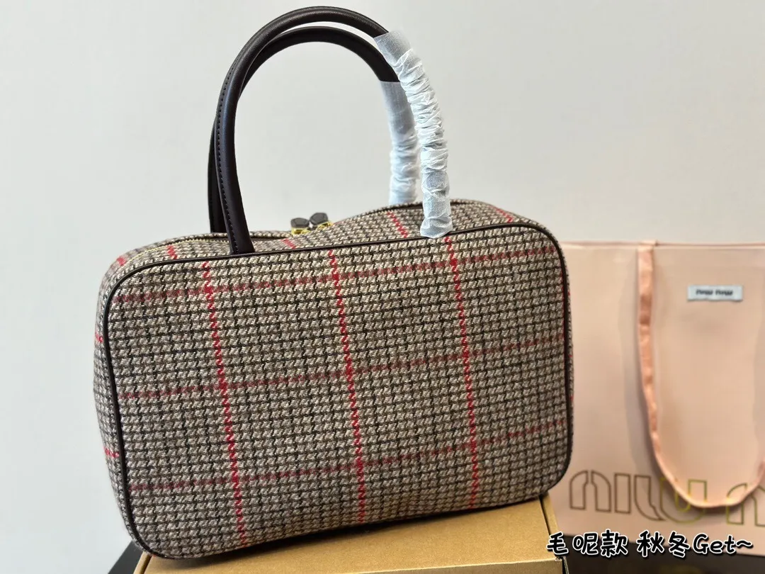 All Categories Official Website "Brand Women's Bags" Women's Bags 💙 miumiu 2024 official website new MIUMIU handbags