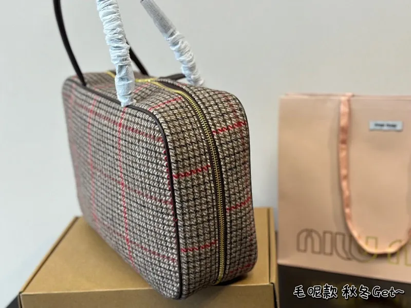 All Categories Official Website "Brand Women's Bags" Women's Bags 💙 miumiu 2024 official website new MIUMIU handbags
