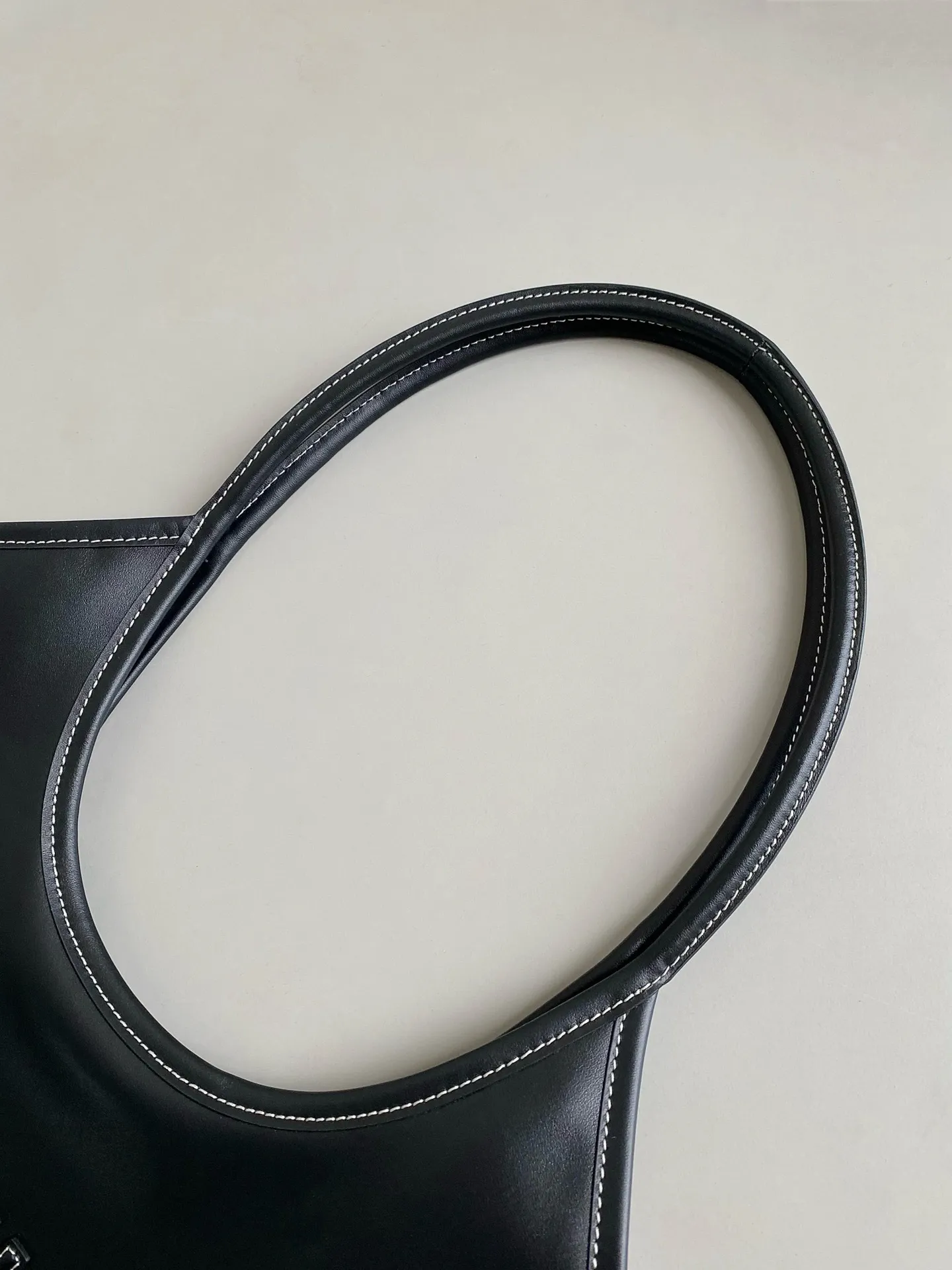 All Categories Official Website "Brand Women's Bags" Women's Bags 💙 miumiu 2026 Official Website MIUMIU Handbags