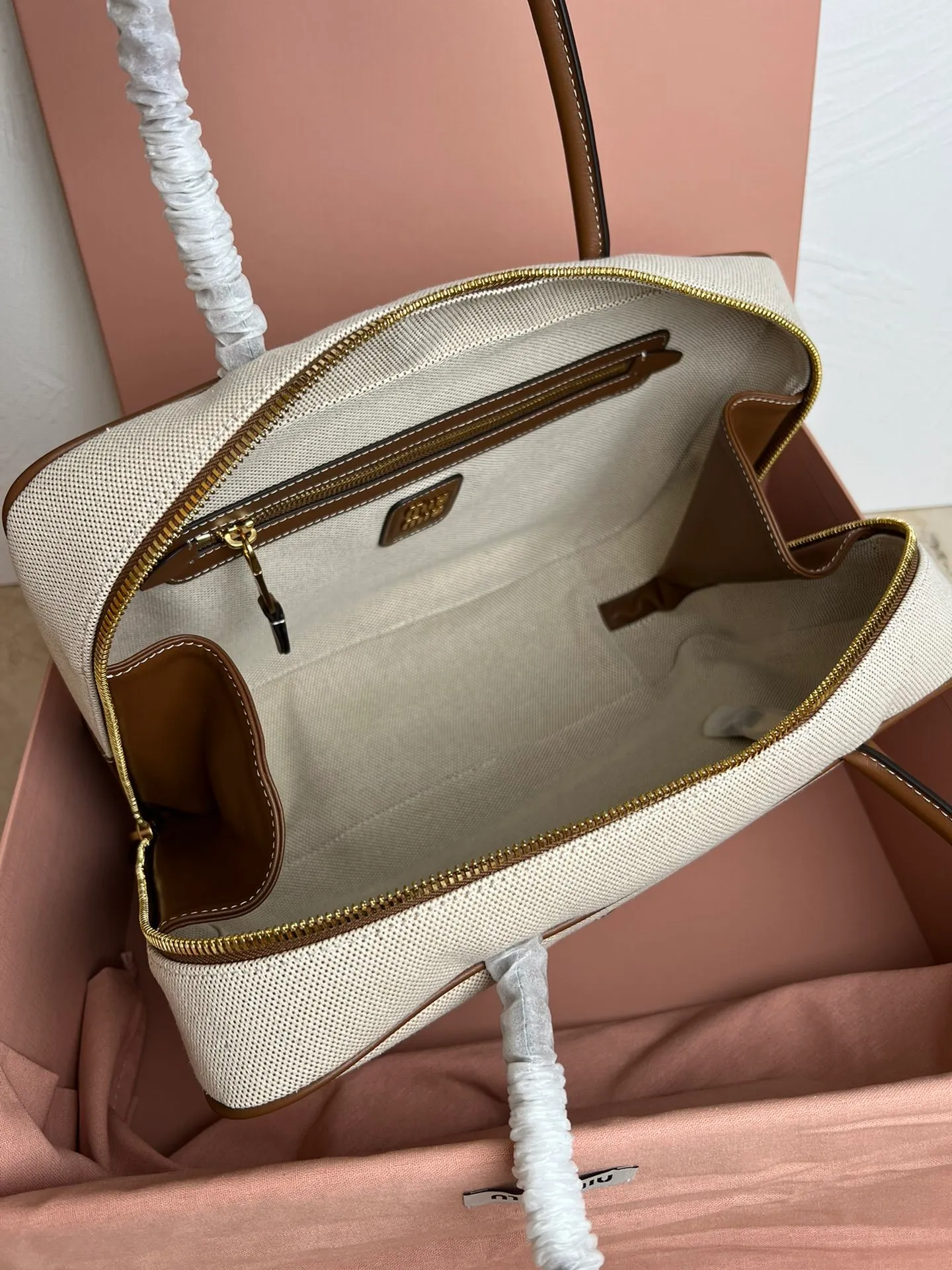 All Categories Official Website "Brand Women's Bags" Women's Bags 💙 miumiu 2026 Official Website MIUMIU Handbags