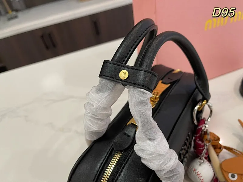 All categories Official website "Brand Women's Bags" Women's Bags 💙 miumiu 2024 new MIUMIU handbags