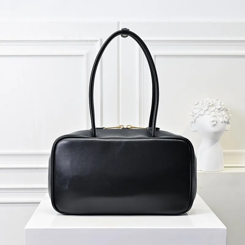 All categories Official website "Brand Women's Bags" Women's Bags 💙 miumiu 2025 new MiuMiu handbags